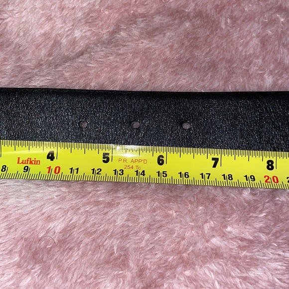 Reversible Ferragamo Leather Belt - Picture 13 of 16